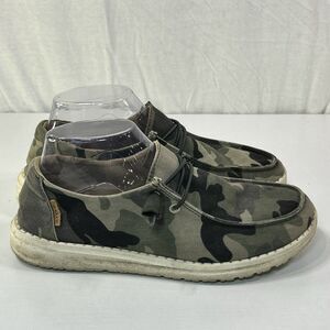 Hey Dude Wendy Camouflage Canvas Slip On Loafers Green Womens Size 7 Green